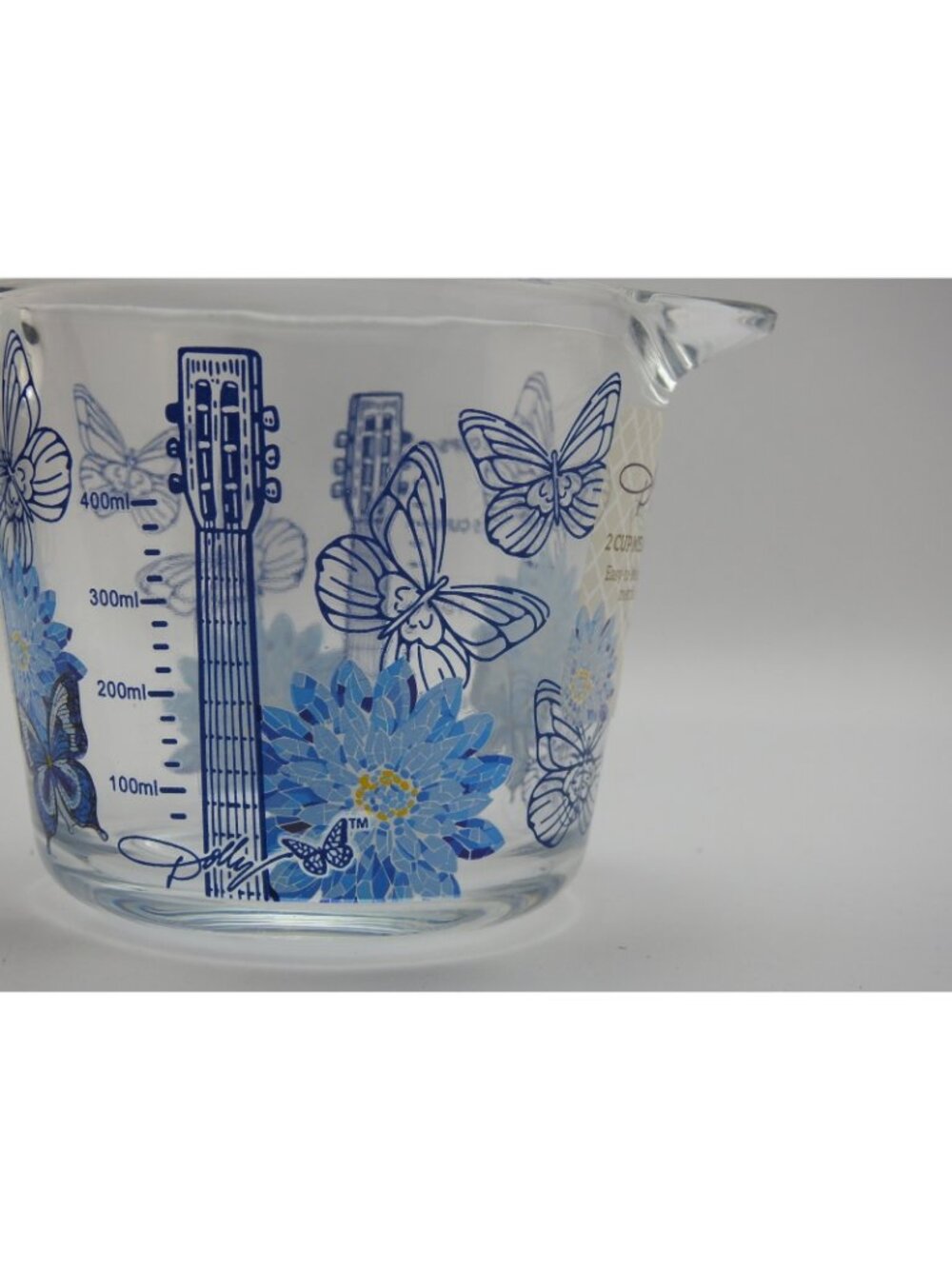 Dolly Parton Blue Butterfly Measuring Cup Glass 16 oz Limited Ed Guitar Design - Picture 3 of 5